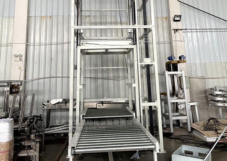 往復(fù)式垂直提升機